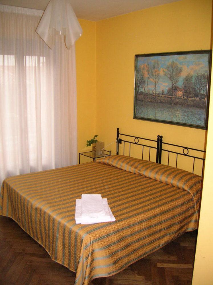 Guesthouse Alloggi Agli Artisti Venezia Esterno foto