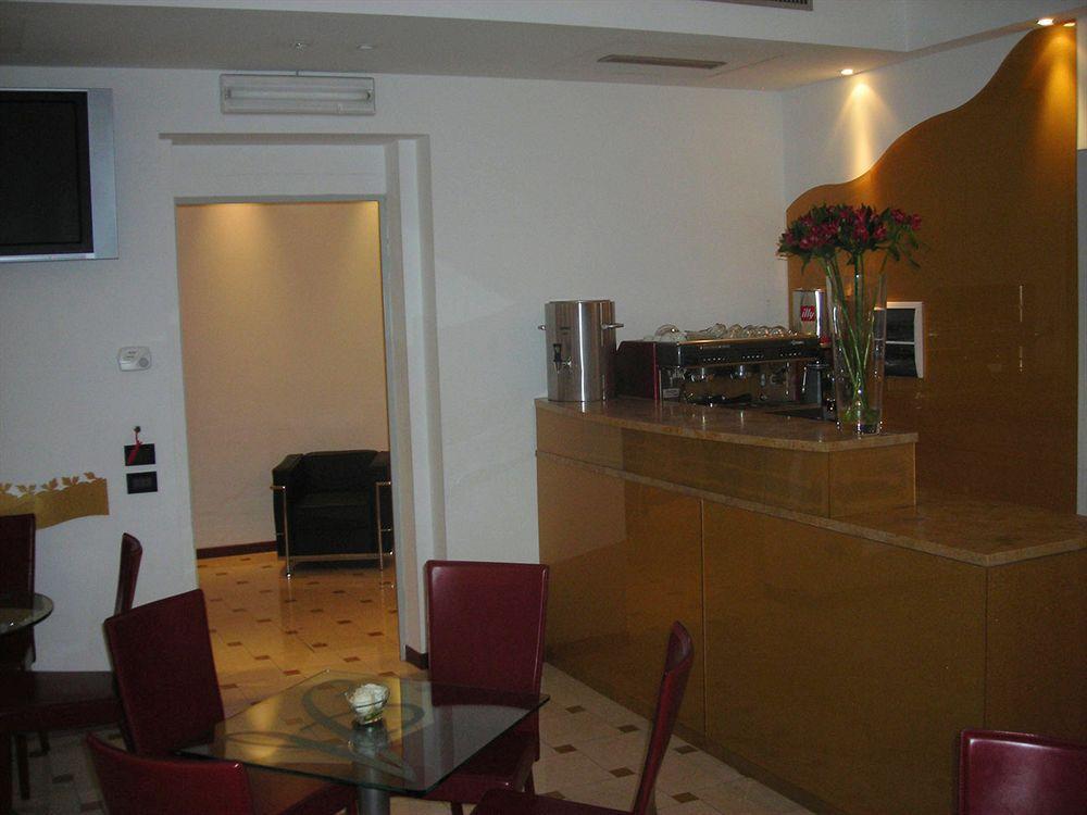 Guesthouse Alloggi Agli Artisti Venezia Esterno foto