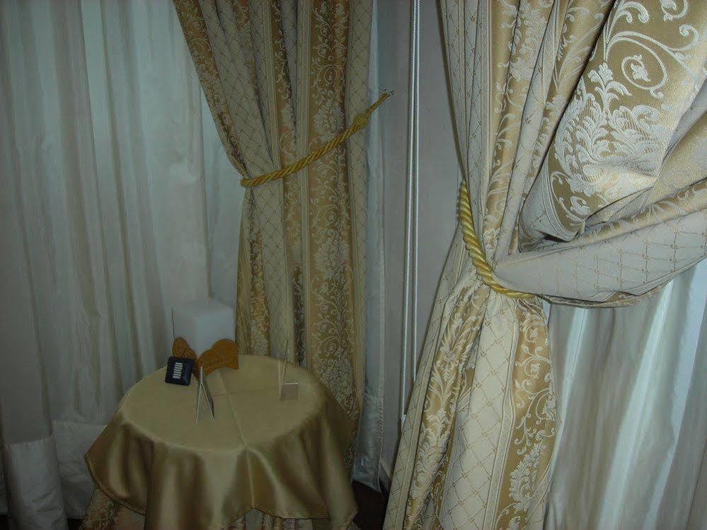 Guesthouse Alloggi Agli Artisti Venezia Esterno foto