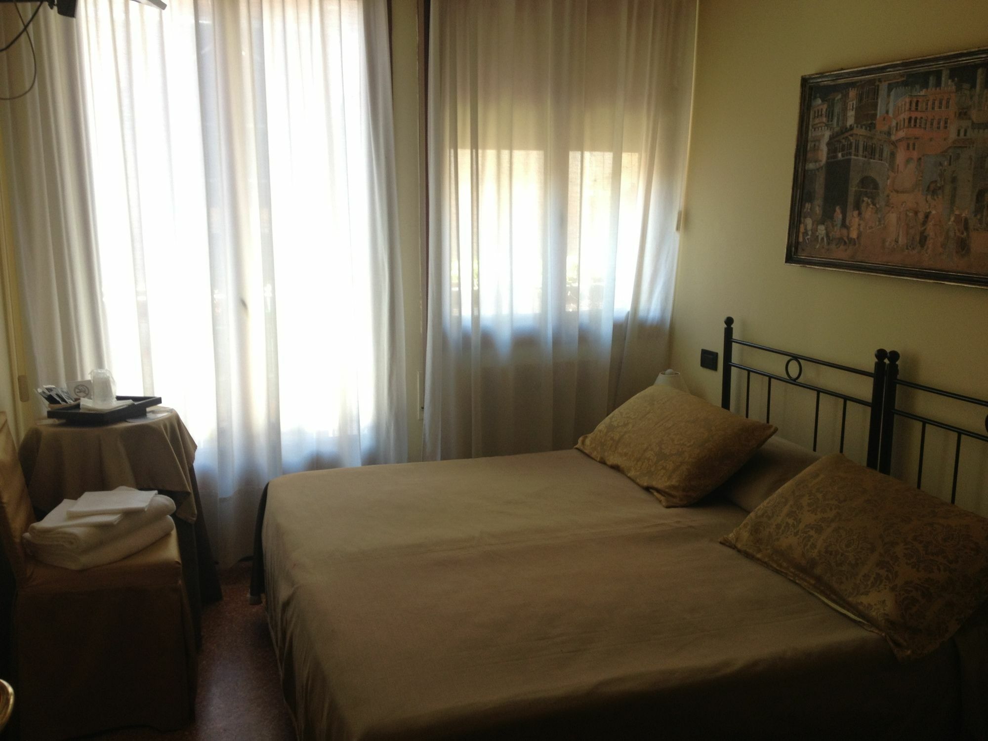 Guesthouse Alloggi Agli Artisti Venezia Esterno foto